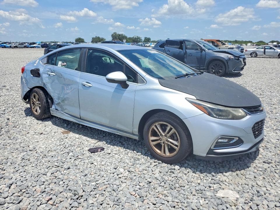 2017 CHEVROLET CRUZE LT 4