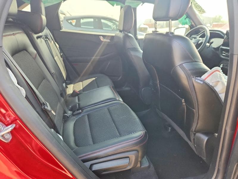 2024 FORD ESCAPE ST LINE 10