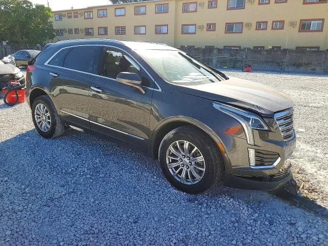 2019 CADILLAC XT5 4