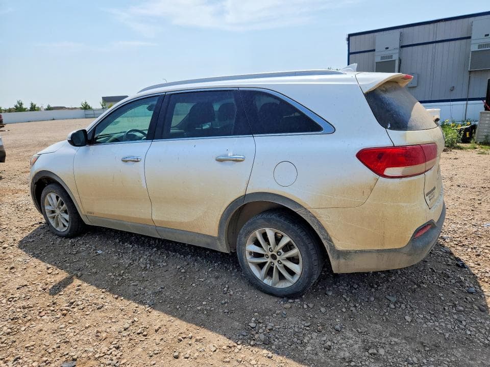 2017 KIA SORENTO LX 2
