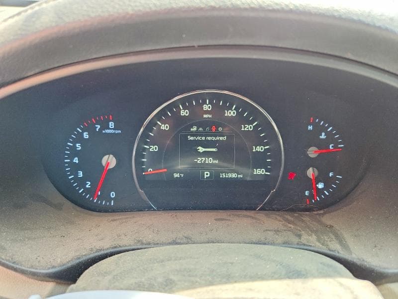 2017 KIA SORENTO LX 9