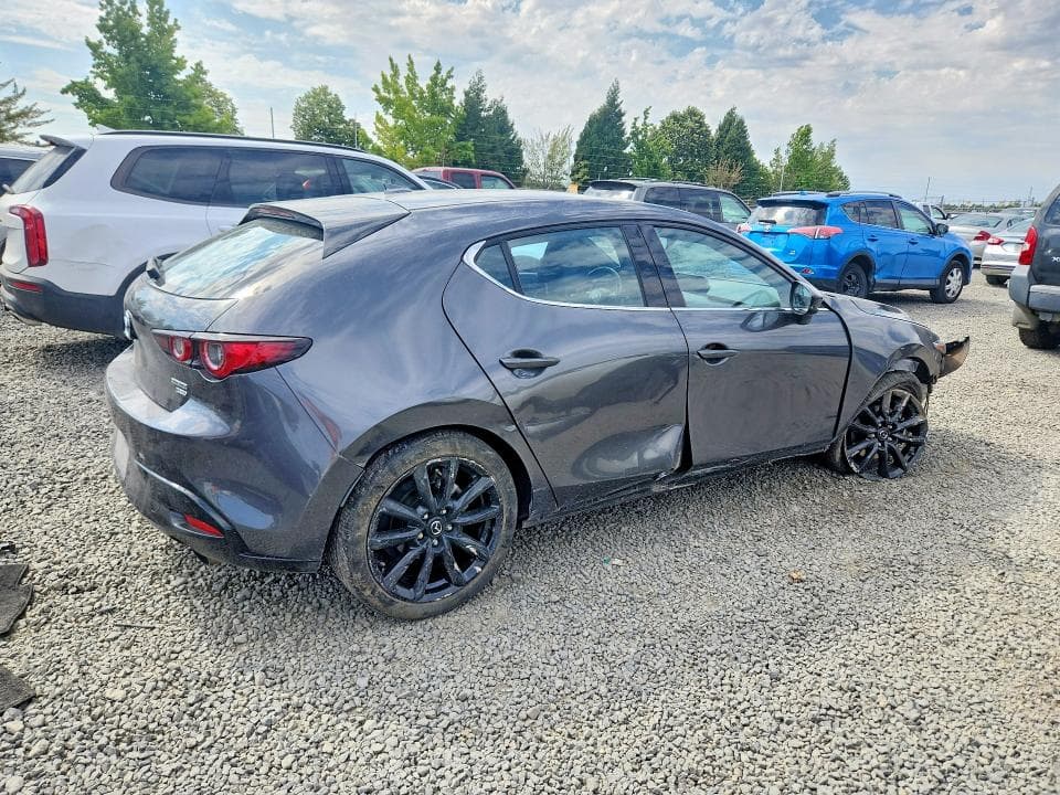 2022 MAZDA 3 3