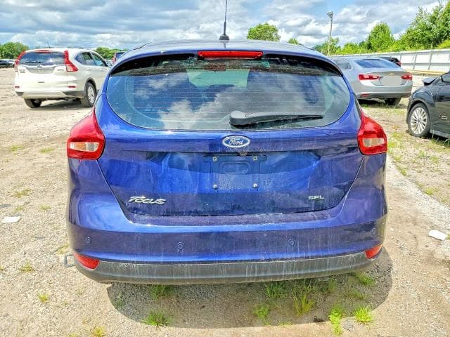 2017 FORD FOCUS SEL 6