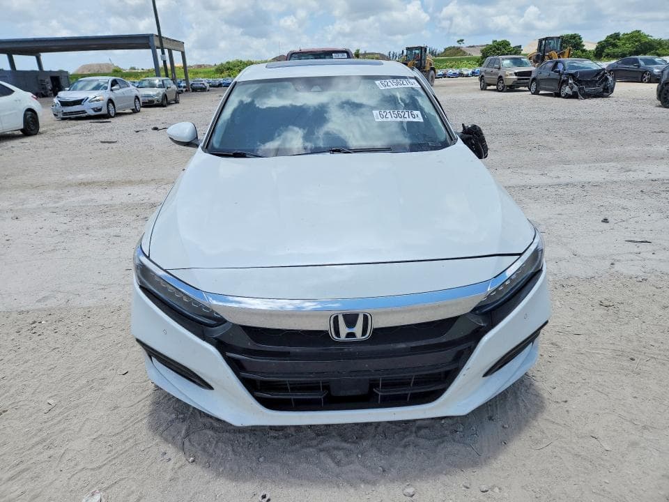 2018 HONDA ACCORD TOURING 5
