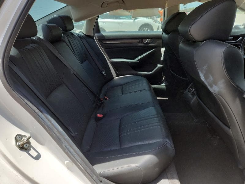 2018 HONDA ACCORD TOURING 10
