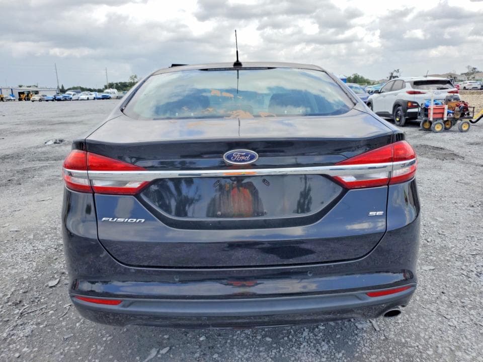 2017 FORD FUSION SE 6