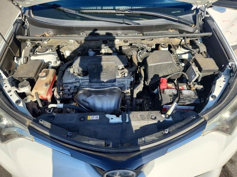 2018 TOYOTA RAV4 LE 12