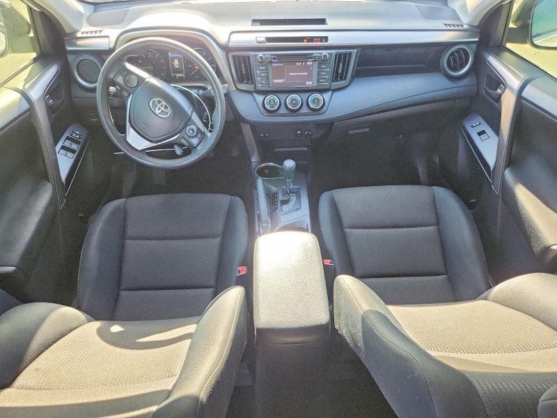 2018 TOYOTA RAV4 LE 8