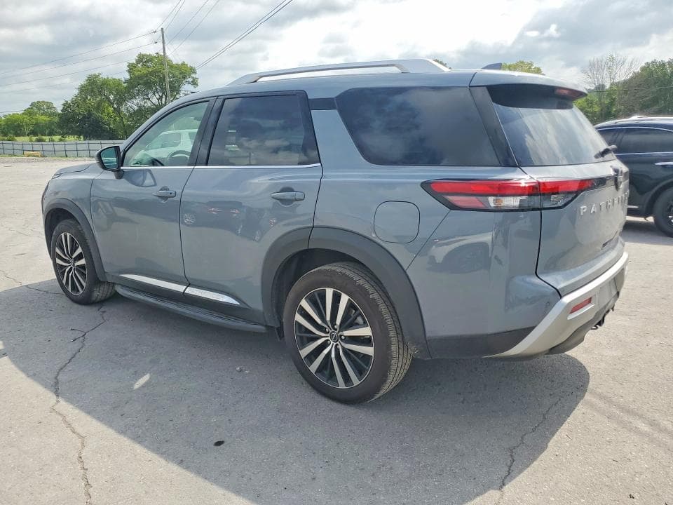 2025 NISSAN PATHFINDER PLATINUM 2