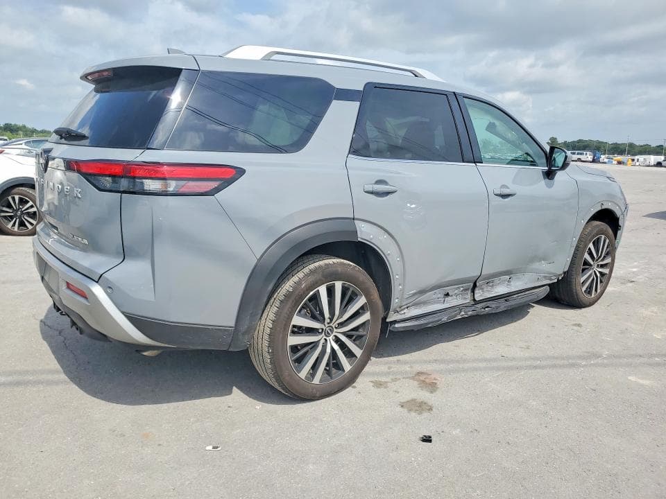 2025 NISSAN PATHFINDER PLATINUM 3