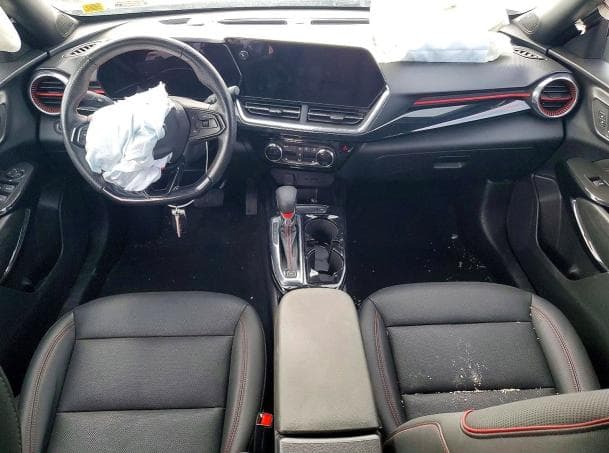 2024 CHEVROLET TRAX 2RS 8