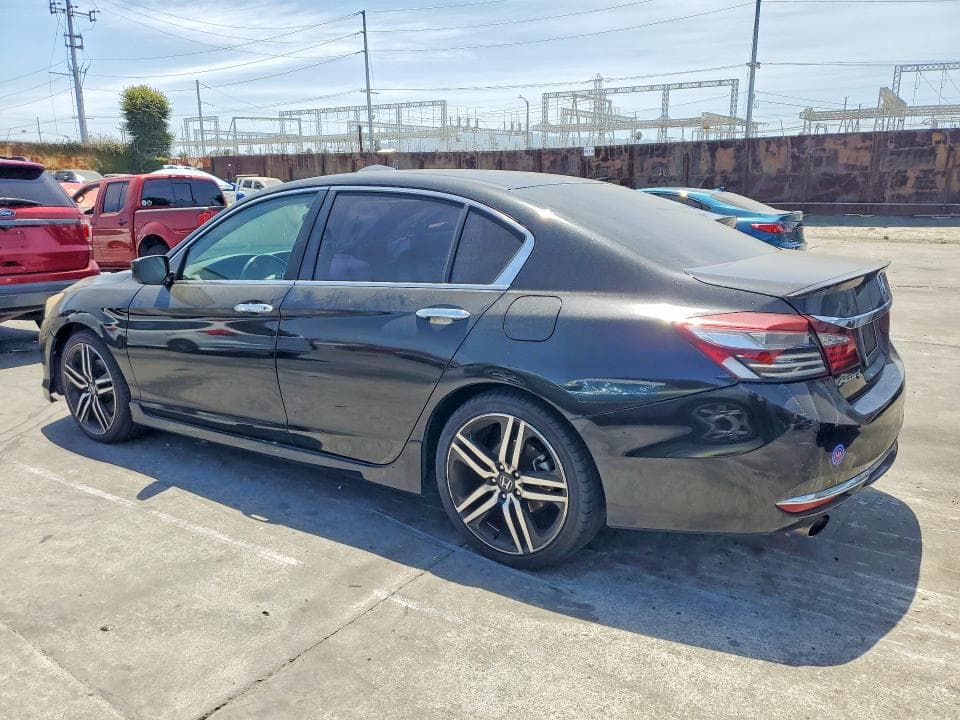 2017 HONDA ACCORD SPORT 2