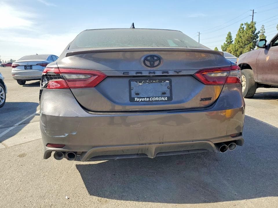 2021 TOYOTA CAMRY XSE 6
