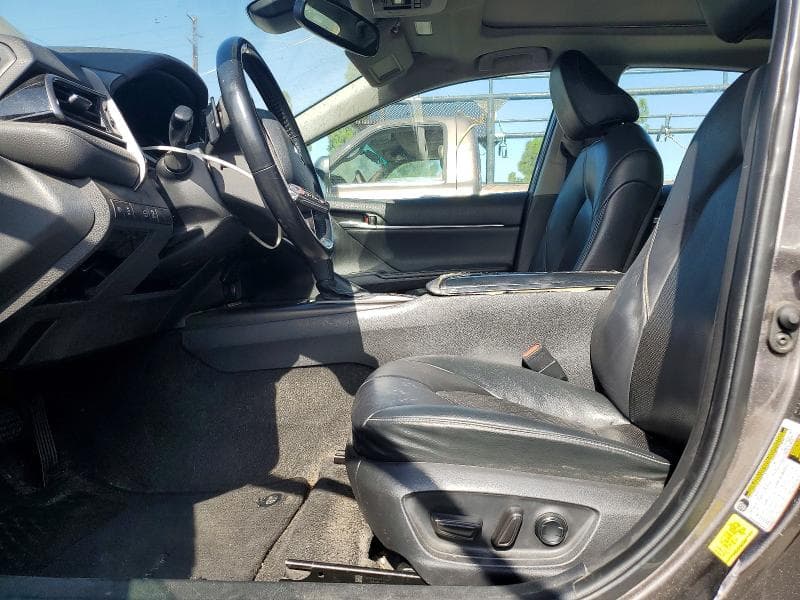 2021 TOYOTA CAMRY XSE 7
