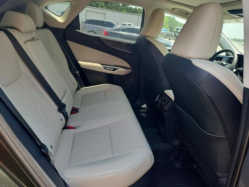 2026 LEXUS NX 350H LUXURY 11
