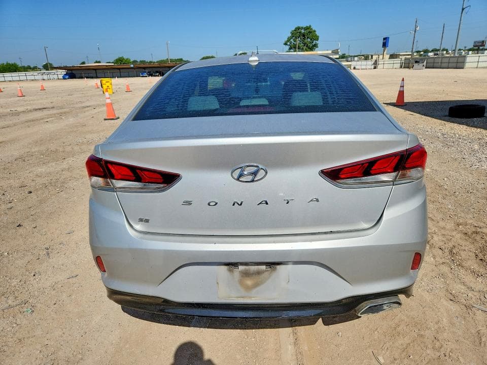 2018 HYUNDAI SONATA SE 6