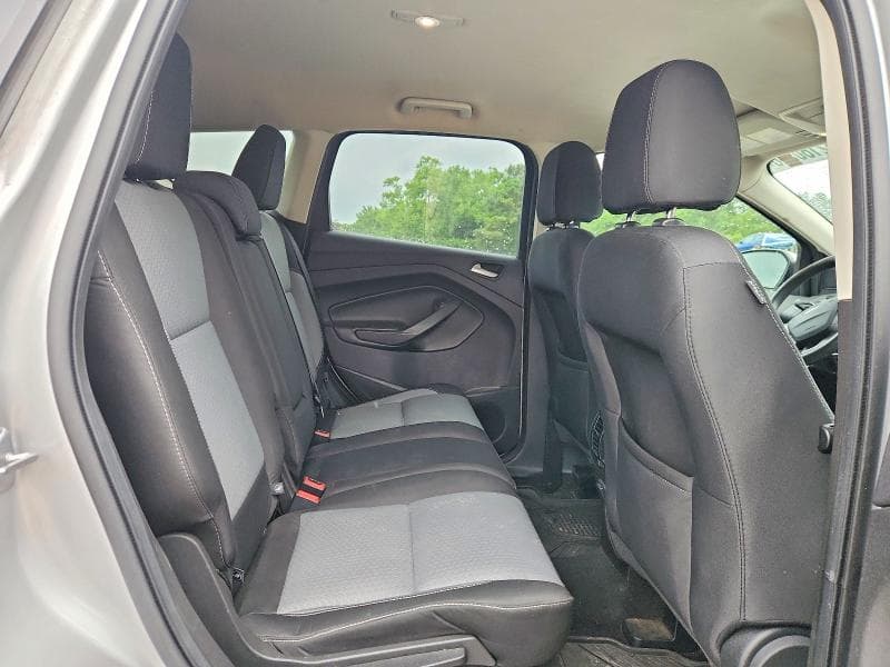 2017 FORD ESCAPE SE 10