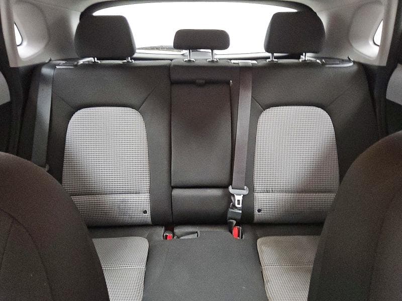 2021 HYUNDAI KONA SE 10