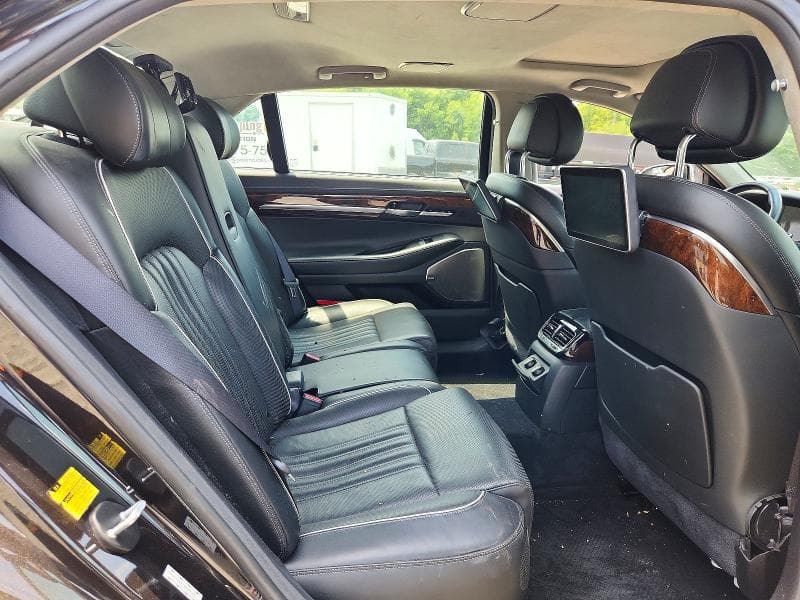 2018 GENESIS G90 ULTIMATE 10
