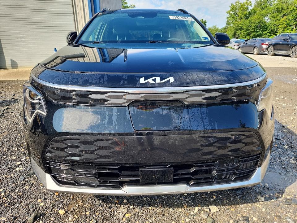 2023 KIA NIRO WIND 5