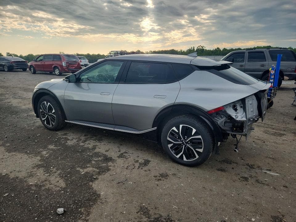 2023 KIA EV6 WIND 2