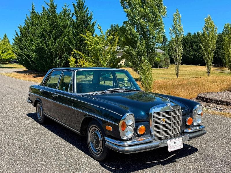 1968 MERCEDES-BENZ 280S