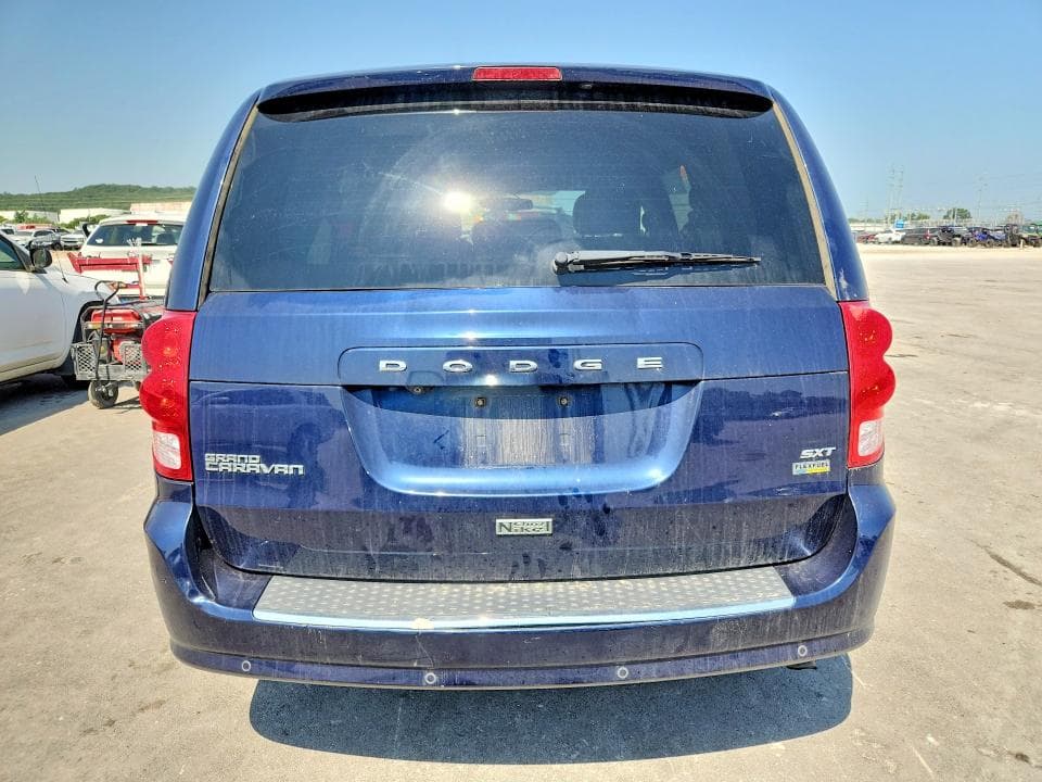 2017 DODGE GRAND CARAVAN SXT 6