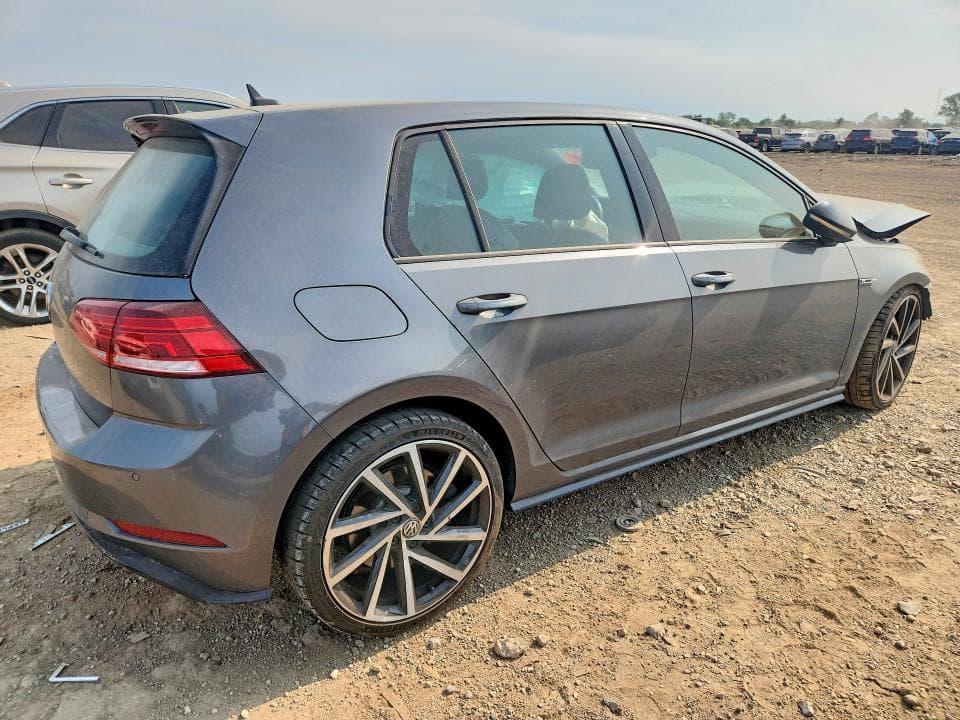 2018 VOLKSWAGEN GOLF R 3