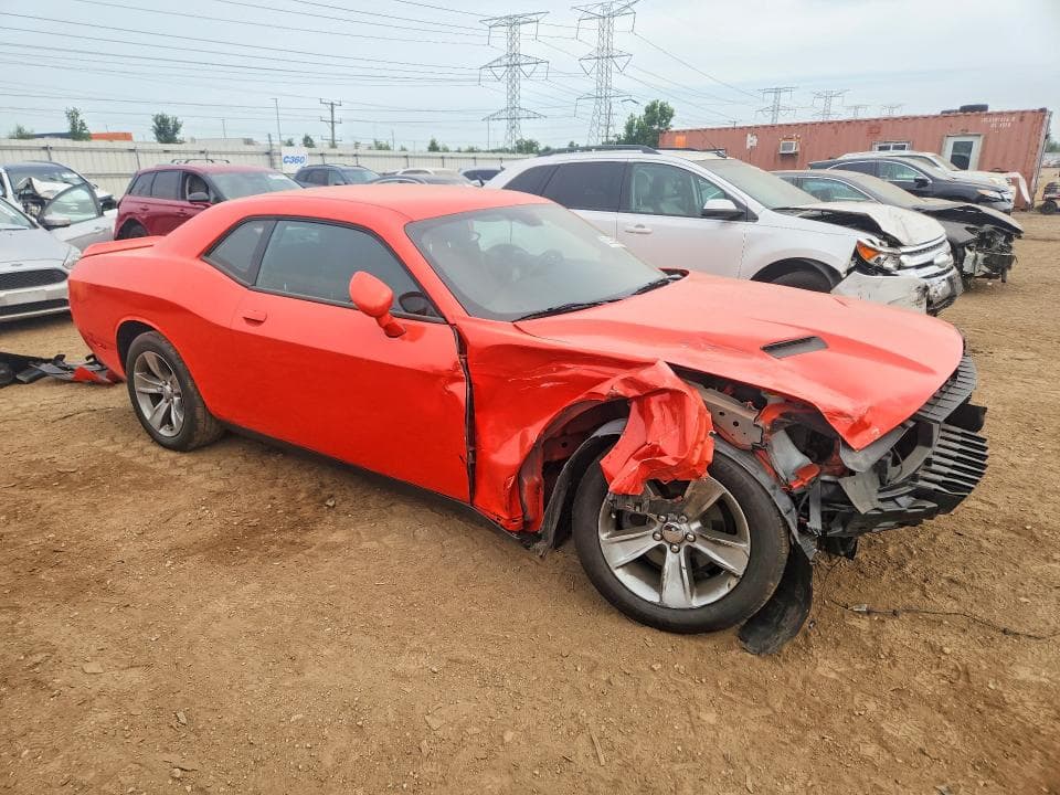 2018 DODGE CHALLENGER SXT 4