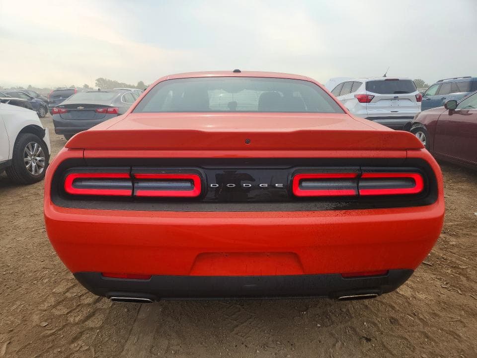 2018 DODGE CHALLENGER SXT 6