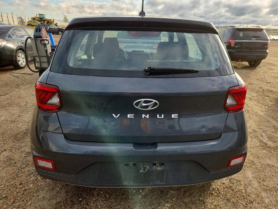 2023 HYUNDAI VENUE SE 6