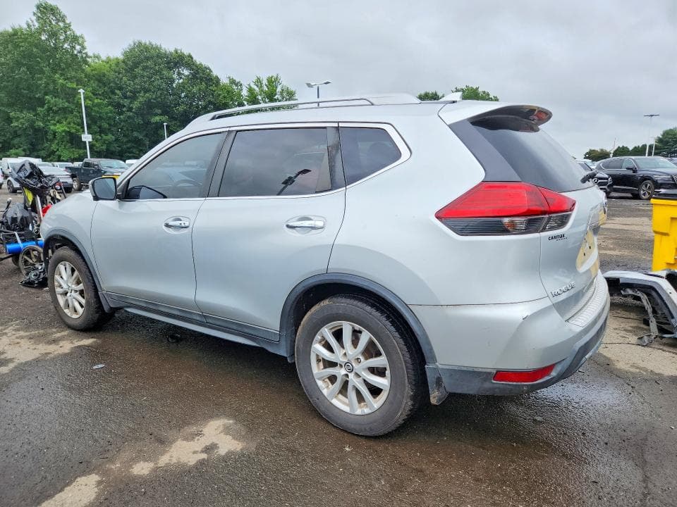 2017 NISSAN ROGUE SV 2