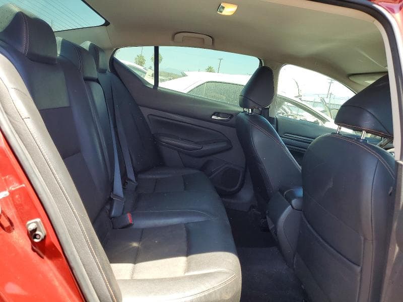 2022 NISSAN ALTIMA SR SR 10