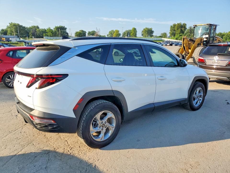 2024 HYUNDAI TUCSON SEL 3