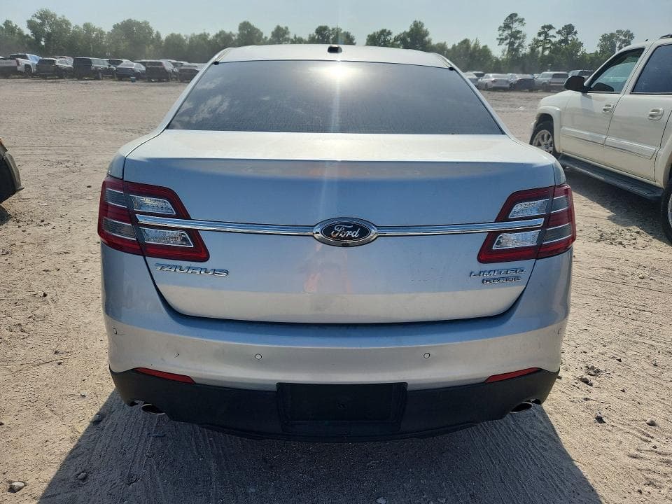 2017 FORD TAURUS LIMITED 6