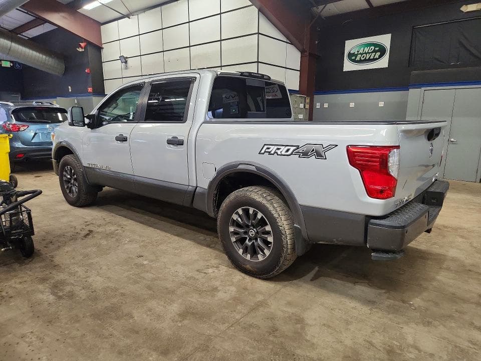 2018 NISSAN TITAN PRO-4X PRO-4X 2