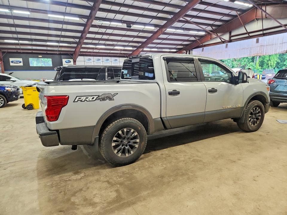 2018 NISSAN TITAN PRO-4X PRO-4X 3