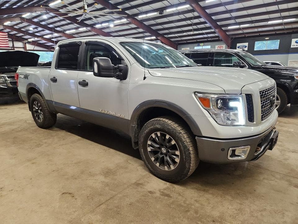 2018 NISSAN TITAN PRO-4X PRO-4X 4