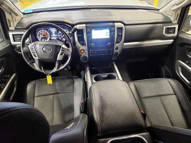 2018 NISSAN TITAN PRO-4X PRO-4X 8