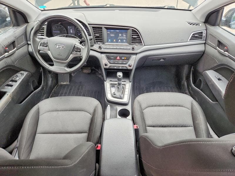 2017 HYUNDAI ELANTRA SE 8