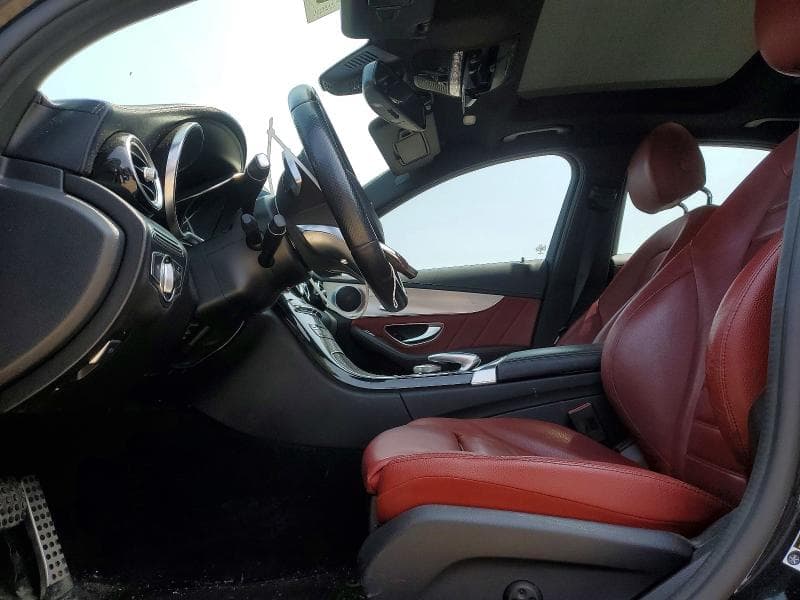 2017 MERCEDES-BENZ C 300 4MATIC 7