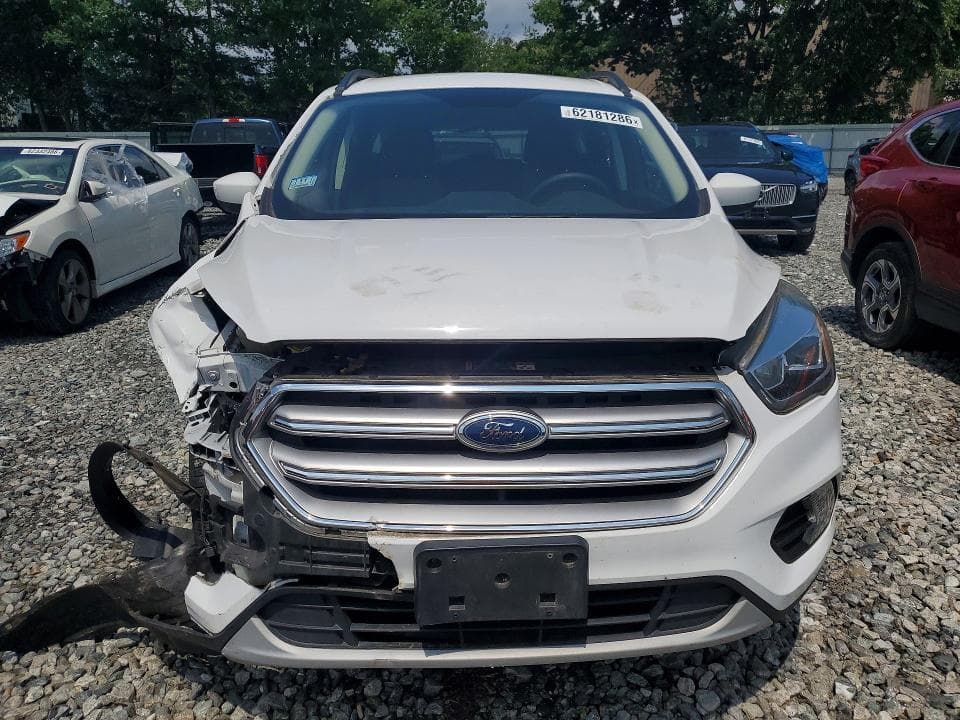 2017 FORD ESCAPE SE 5