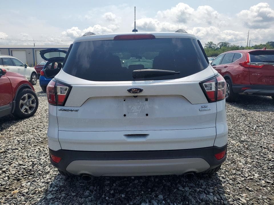 2017 FORD ESCAPE SE 6