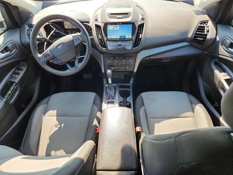 2017 FORD ESCAPE SE 8