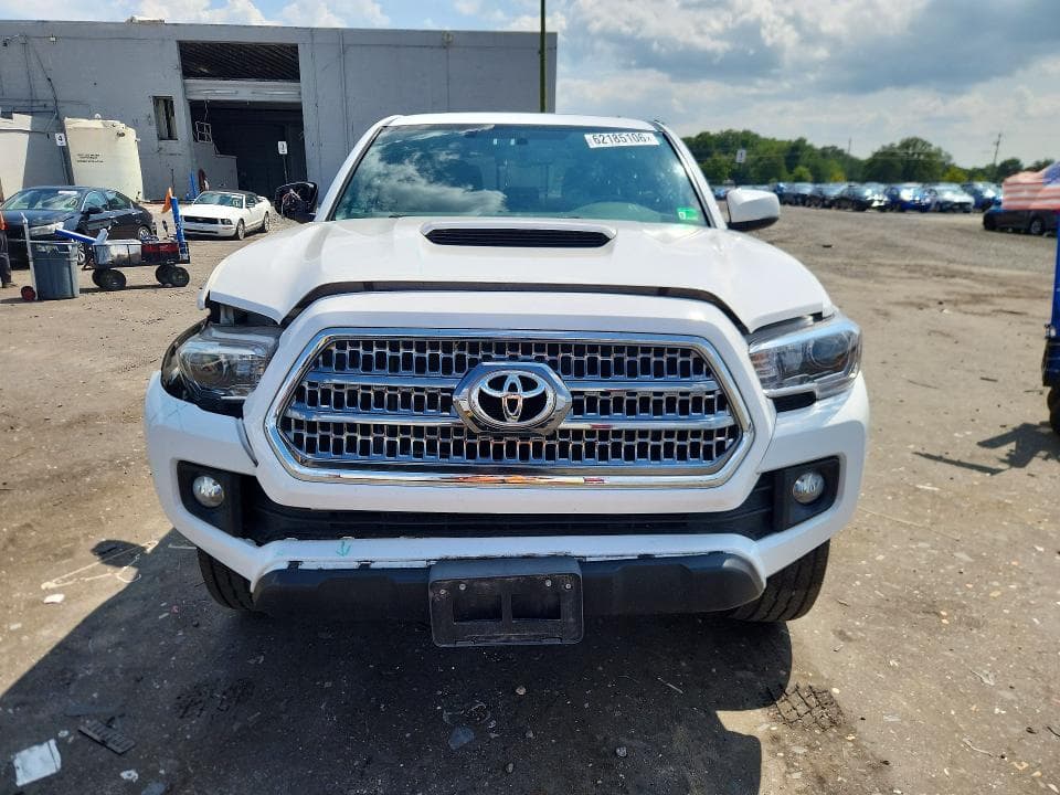 2017 TOYOTA TACOMA TRD OFF-ROAD 5