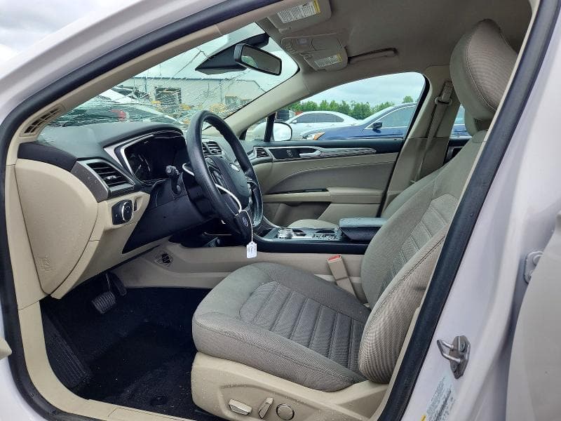 2020 FORD FUSION SE 13