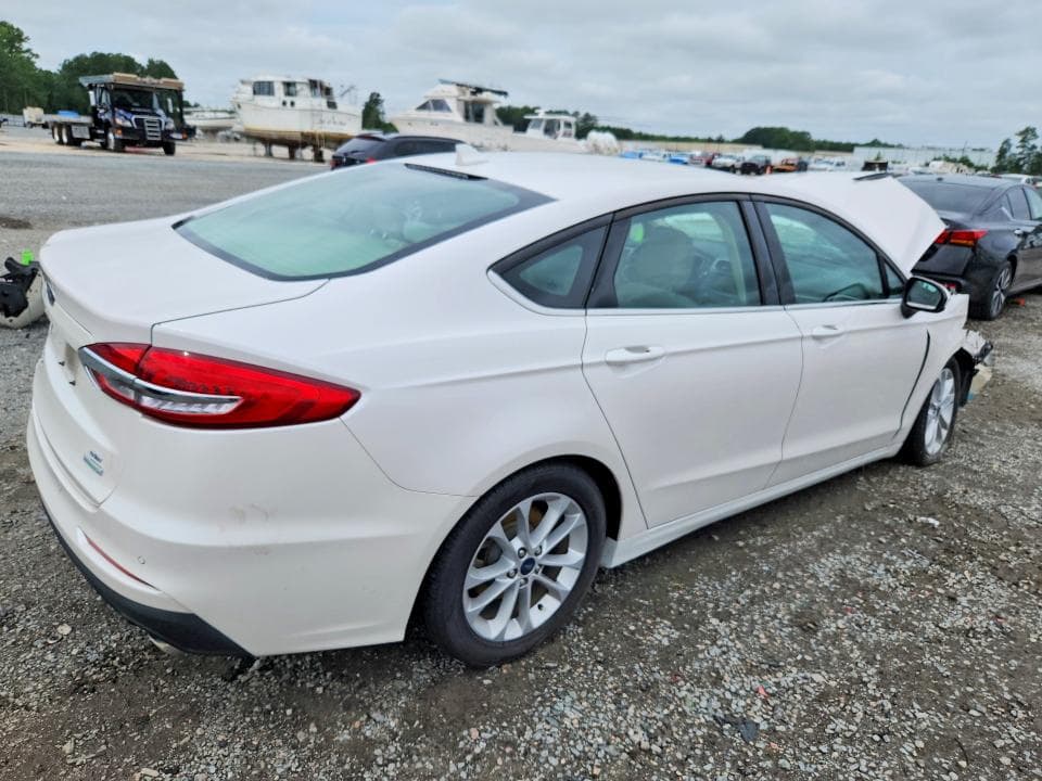 2020 FORD FUSION SE 5