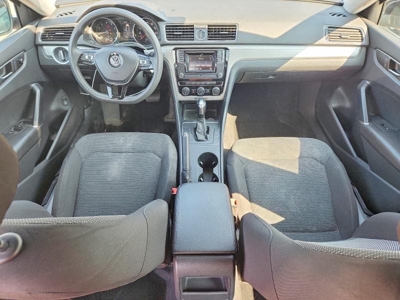 2017 VOLKSWAGEN PASSAT S 8