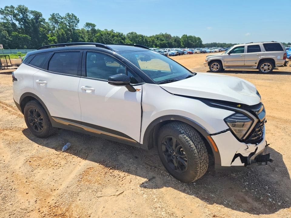 2024 KIA SPORTAGE X-PRO 4