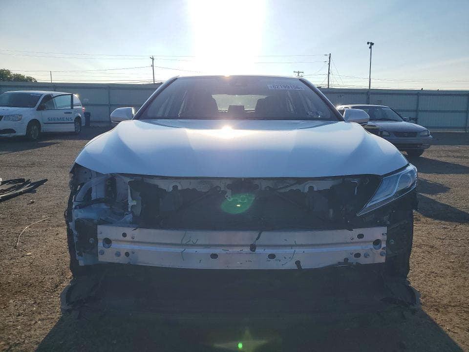 2024 TOYOTA CAMRY XLE 5